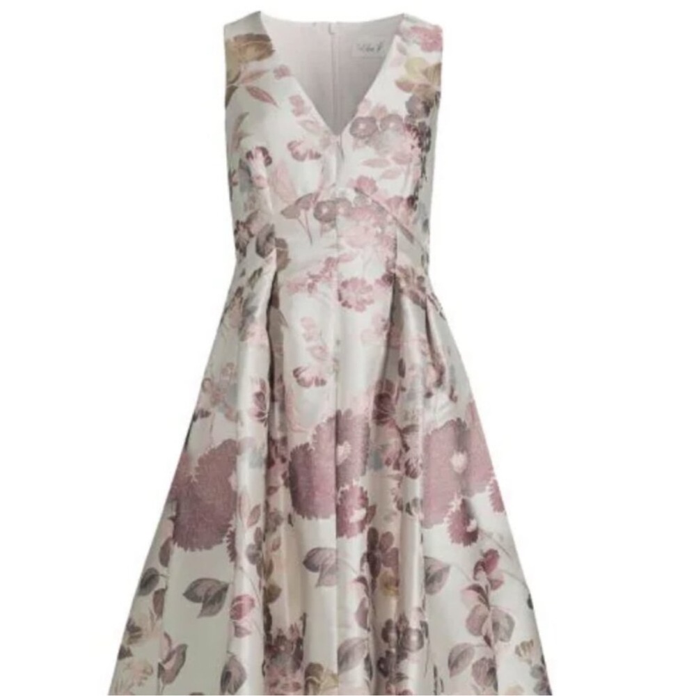 Eliza J Floral Jacquard V-Neck Pleated High-Low Fit Flare ball gown